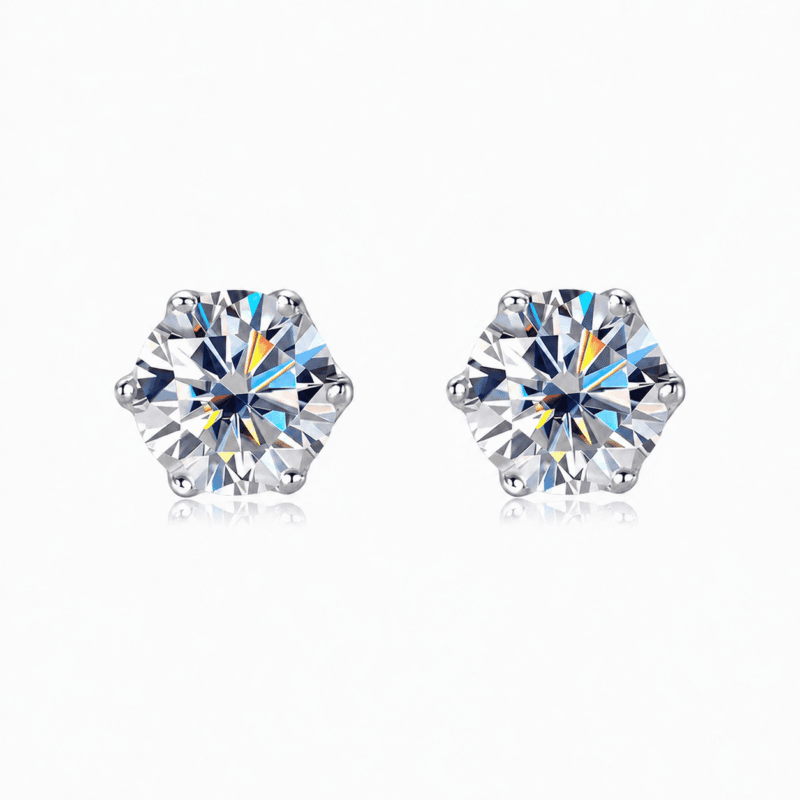 GLAMAVERA Fenroe Studs moissanite earrings in 925 sterling silver 0,5CT, front view