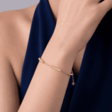 Bracelet GLAMAVERA « Halvane » à maillons, en argent sterling 925 plaqué or 14 carats, porté au poignet