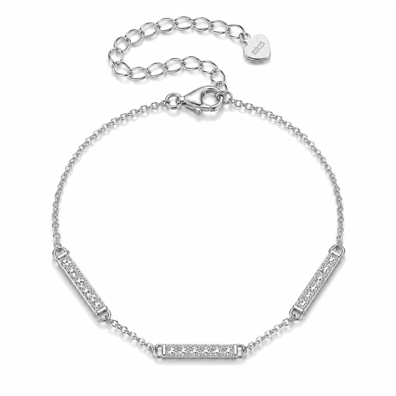 Vue de face du bracelet GLAMAVERA Halvane à moissanites, en argent sterling 925 poli