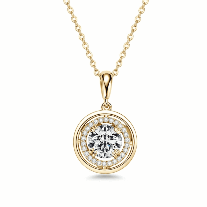 Vista frontale della collana con pendente Lyrane Halo in oro di GLAMAVERA, con una moissanite rotonda al centro e un’aureola in pavé
